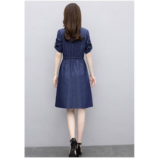 ĐẦM JEAN XOÈ EO RÚT CỔ V