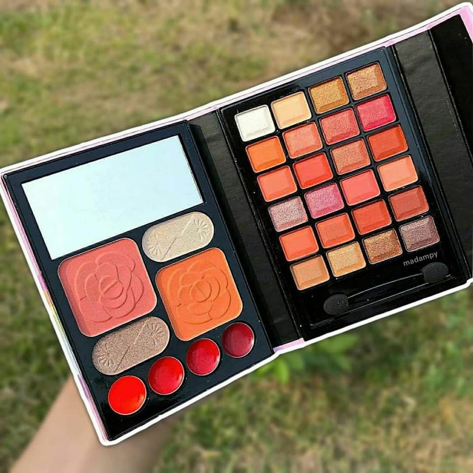 Bộ Trang Điểm 34 Ô Màu Đa Năng [Son Môi + Má Hồng + Phấn Mắt] MILA COLOR 56g | BigBuy360 - bigbuy360.vn