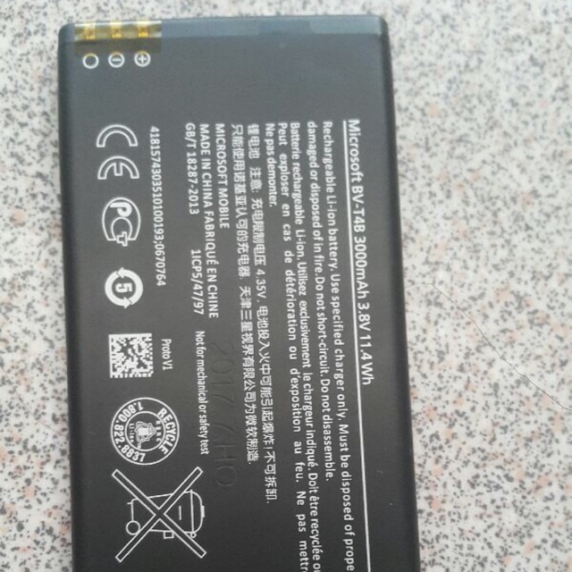 Pin lumia 640 xl