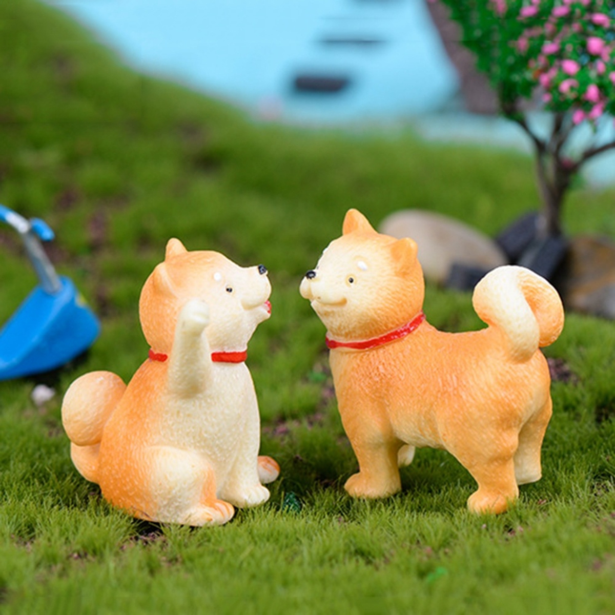 Tượng mini hình chú cún Akita đáng yêu trang trí cảnh sân vườn