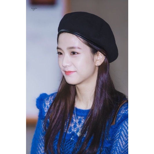Mũ beret đen giống Jisoo, Rosé BLACKPINK, Jang Wonyoung IVE