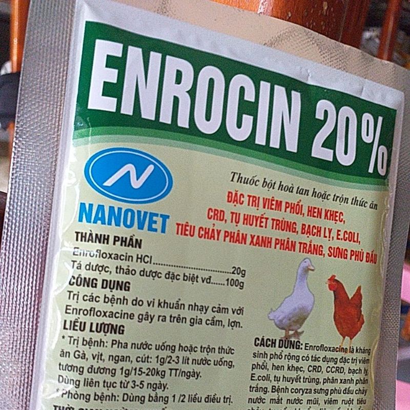 Enro 20 % cho thú y phân xanh trắng, hen, sưng phù đầu