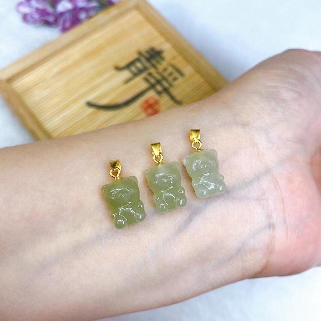 Mặt Dây Chuyền Hình Gấu Nhỏ Dễ Thương Khảm Đá Hetian Tinh Tế