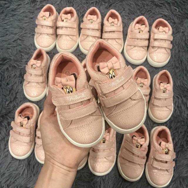 Giày Minnie xuất dư bé gái