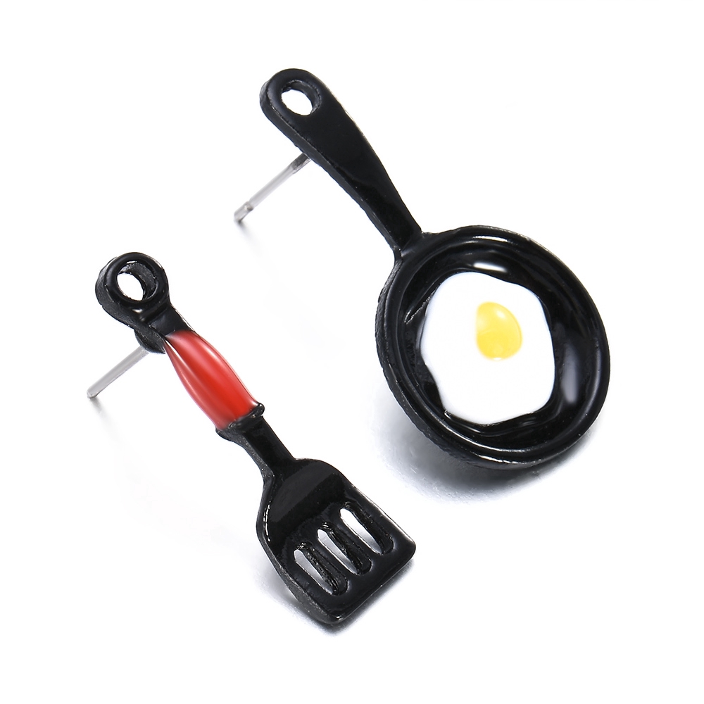 Khuyên tai nữ trang tạo hình độc đáo