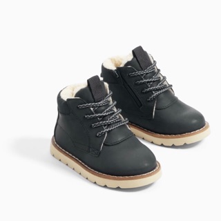 Giày cổ lông #zara bé trai chính hãng- kem su