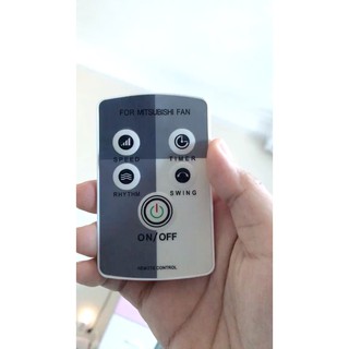 ĐIỀU KHIỂN QUẠT MITSUBISHI ELECTRIC kèm pin