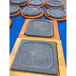 đá nướng thit kèm lót gỗ có gờ