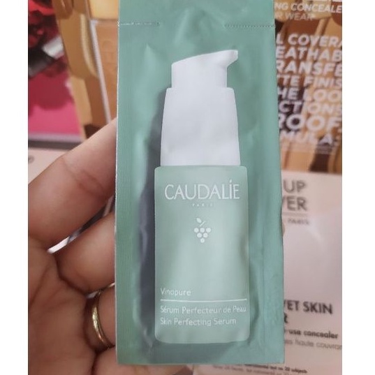 Mẫu thử Serum Kiềm Dầu,Mờ Thâm,Se Nhỏ Lỗ Chân Lông Caudalie skin perfecting serum Sample 1,5ml