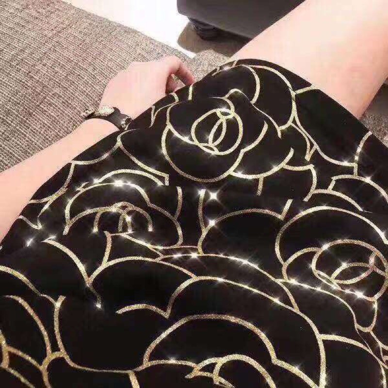 Áo nhung nhũ kim xa lấp lánh