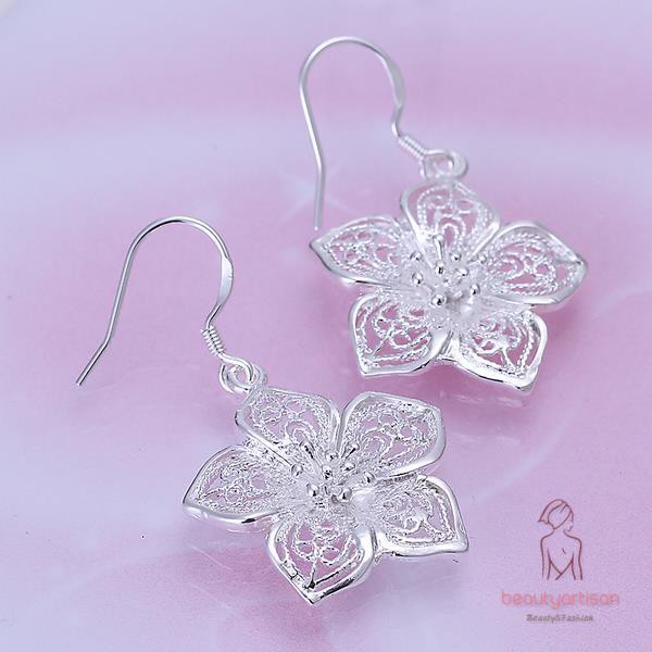 Bông tai mạ bạc dạng móc thiết kế hình hoa 5 cánh đường nét chạm khắc tinh xảo