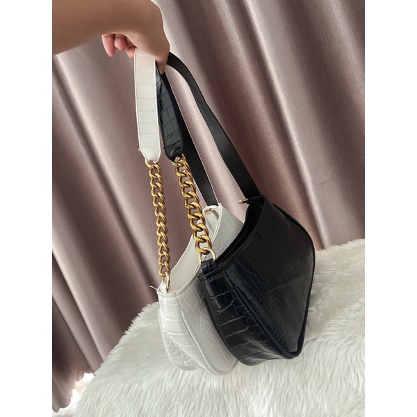 Túi da trơn Kẹp nách phối dây xích