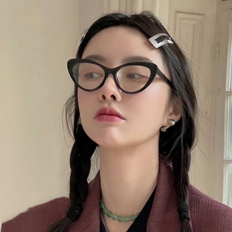 Kính mắt mèo phong cách Âu Mỹ thời trang cho nữ