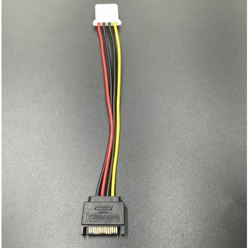 Cáp chuyên ata molex sang cổng sata