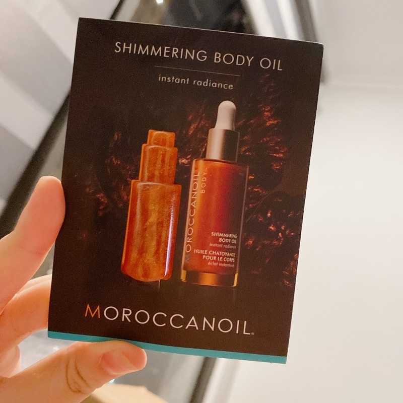 Bắt sáng body Moroccanoil Shimmering Body Oil