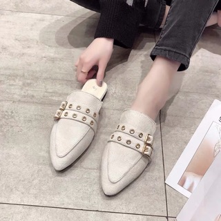 Sục nữ đế bệt mũi nhọn