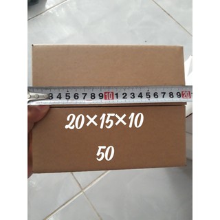 50 hộp 20 x 15 x 10 ( dài x rộng x cao )
