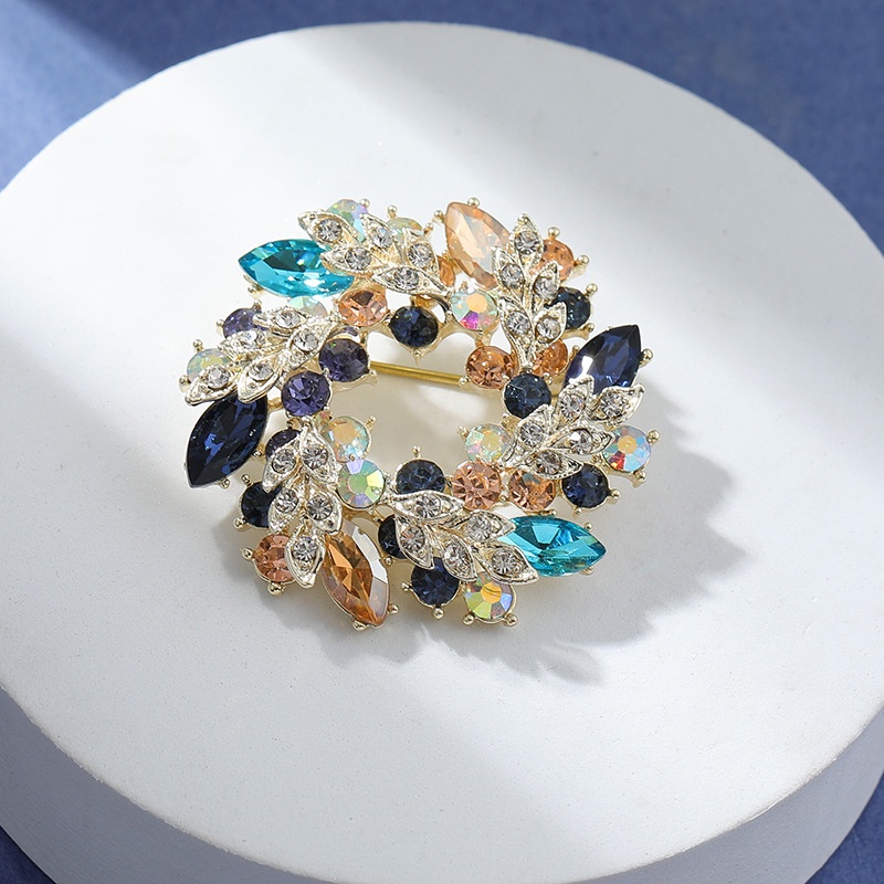 Ghim Cài Áo Hình Vòng Hoa Bauhinia Đính Pha Lê Cao Cấp