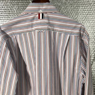 Áo sơ mi thom browne sọc