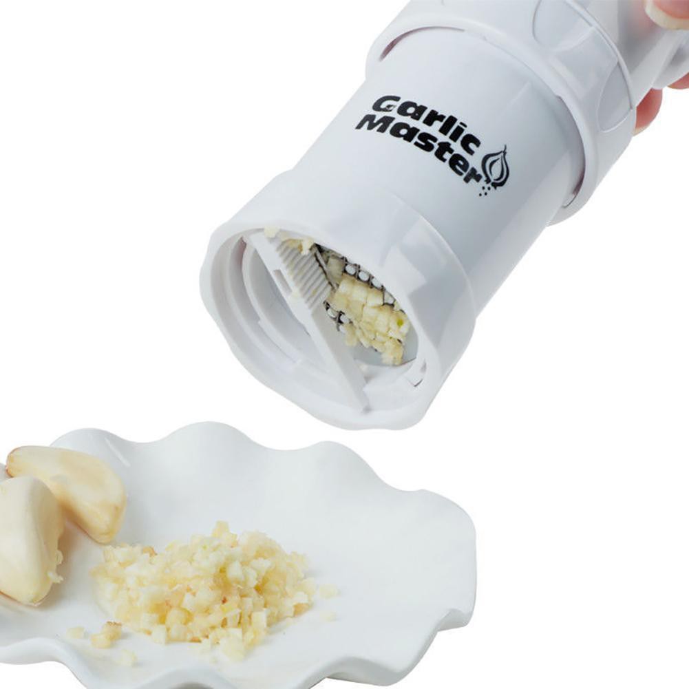 Máy xay tỏi đa năng JC Garlic Master xay thực phẩm một cách nhanh chóng giúp tiết kiệm thời gian Phặn Phặn