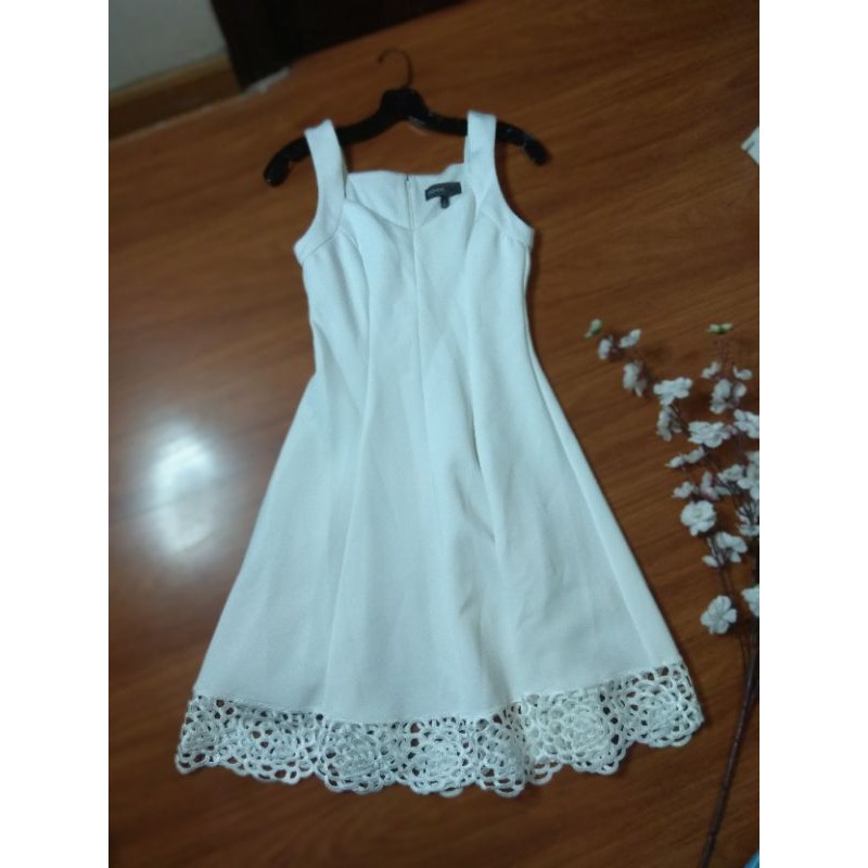 Đầm Dona Ricco xuất Mỹ màu trắng vnxk
