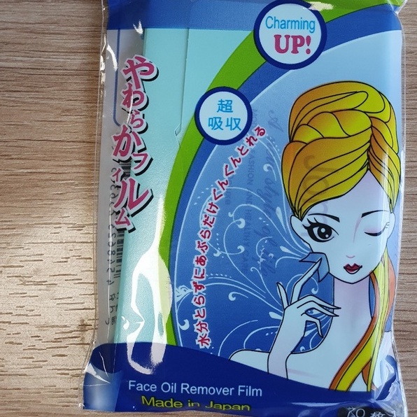 Giấy thấm dầu Jomi Oil Clear Film Nhật Bản 70 miếng /1 gói - hàng có sẵn - phim thấm dầu da mặt nhờn và dầu hiệu quả