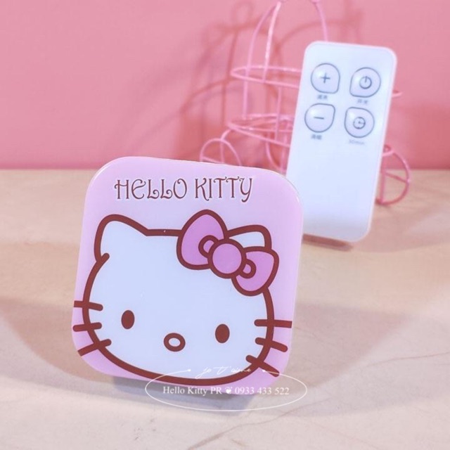 ĐÈN ĐIỀU KHIỂN TỪ XA THÔNG MINH HELLO KITTY VÀ DOREMON DORAEMON