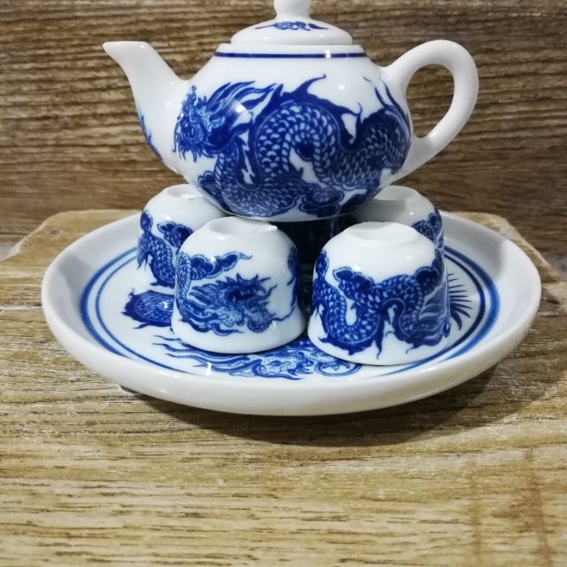 Bộ ấm trà thờ mini vẽ rồng phượng 3d men lam cổ