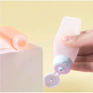 Chai nhựa bóp 30/50ml vòi sữa rửa mặt