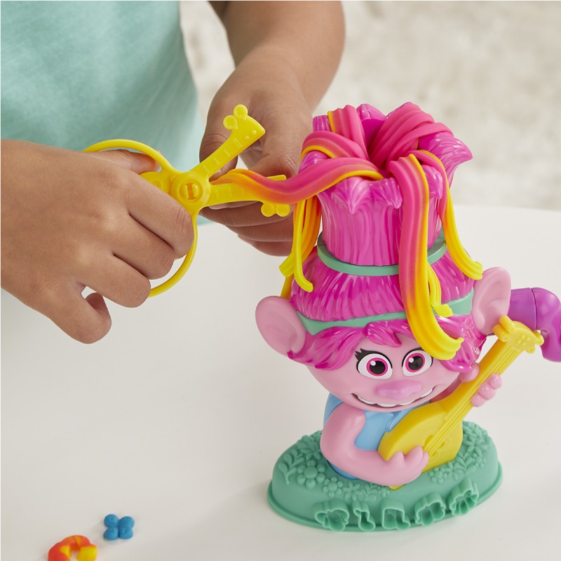 Bộ đồ chơi đất nặn công chúa Poppy Trolls Play Doh E7022