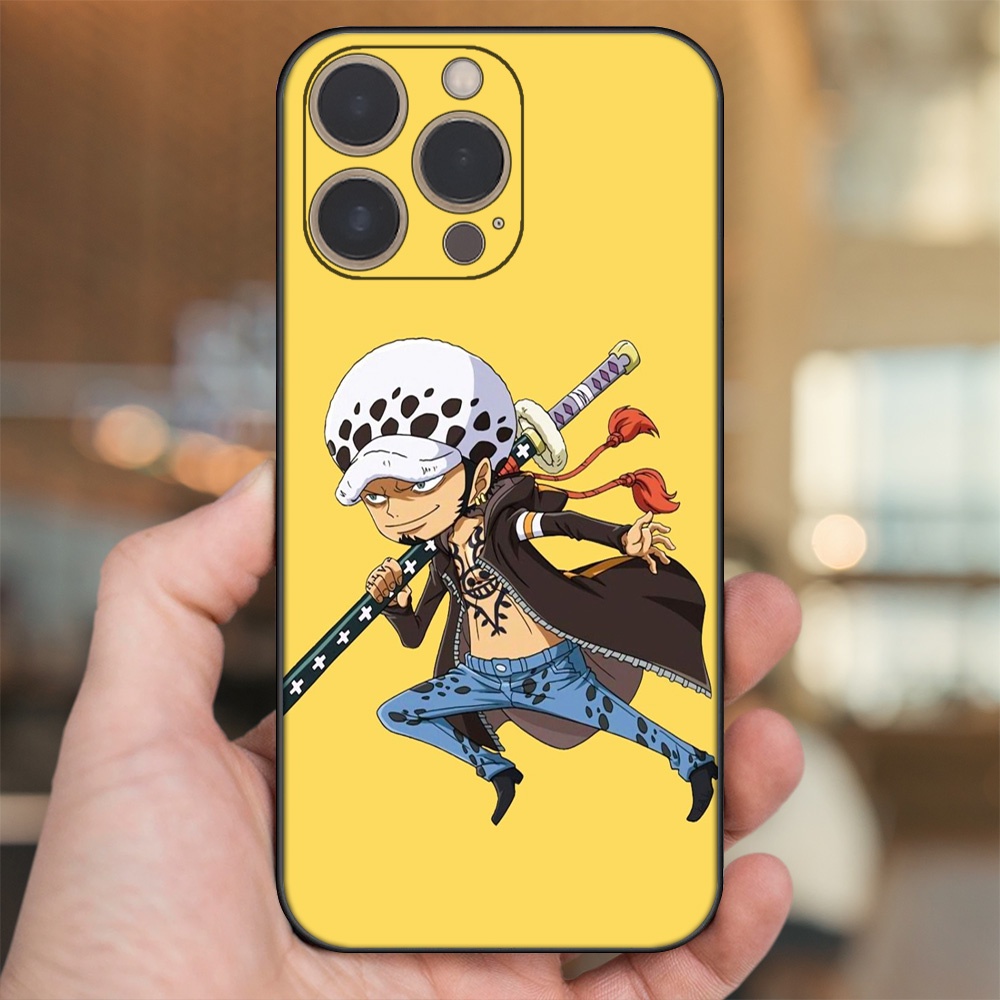 Ốp lưng iPhone 13 Pro dẻo đen cạnh vuông in hình Law One Piece