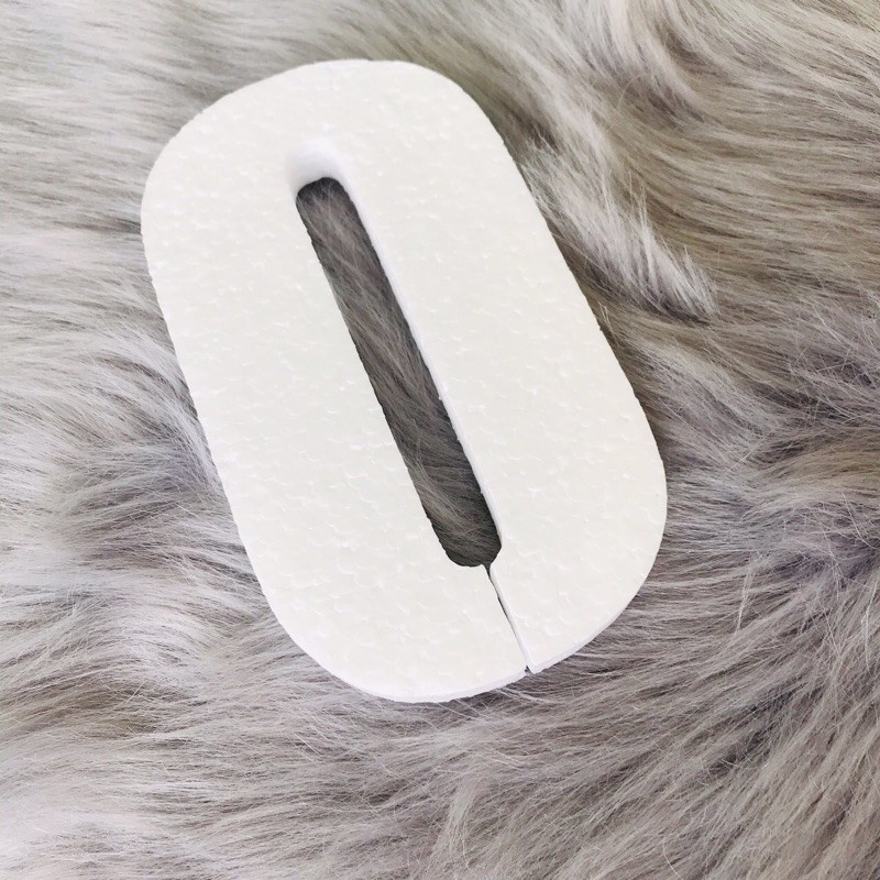 Số mút xốp trắng 18cm tự đứng trang trí bánh kem