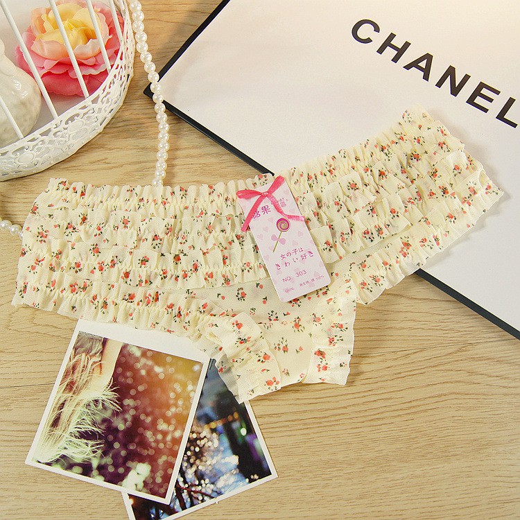 Quần lót ren xếp tầng siêu sexy B3 | BigBuy360 - bigbuy360.vn