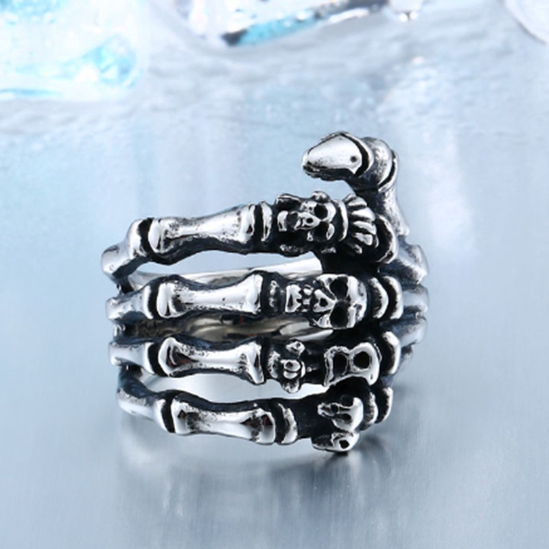 Nhẫn đeo ngón tay phong cách punk cổ điển