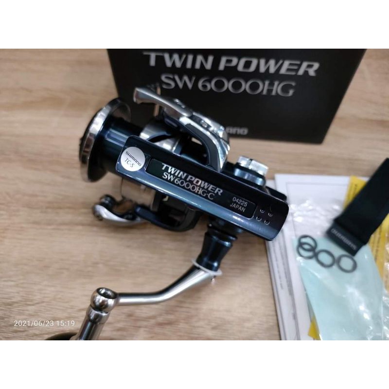 Máy Câu Cá Shimano 2021 Twin Power SW 6000HG - Máy Đứng