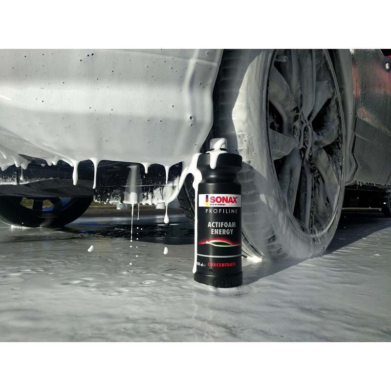 Nước Rửa Xe Bọt Tuyết SONAX 618300 PROFILINE ActiFoam Energy không gây hại cho bề mặt sơn của xe.GOODYSHOP