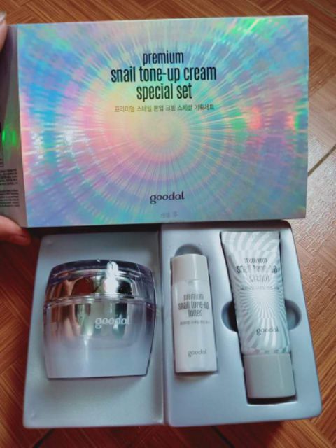 Sét Kem Ốc Sên Goodal Premium Snail Tone Up Cream chính hãng