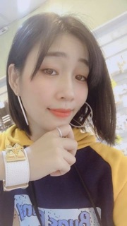Khuyên Tai cá tính