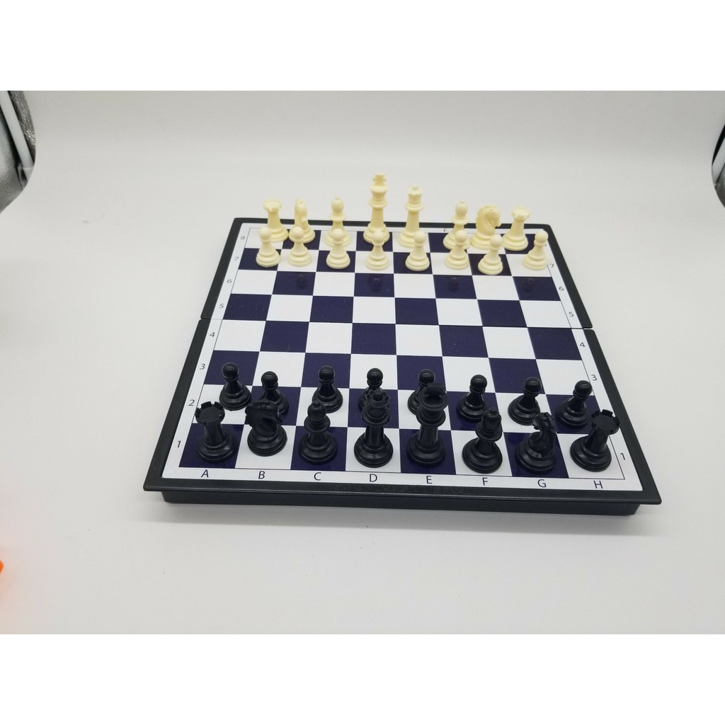 Cờ Vua Nam Châm Cao Cấp Cờ Vua Quốc Tế Quân Trắng Đen Đồ Chơi Trí Tuệ Cho Bé Và Gia Đình