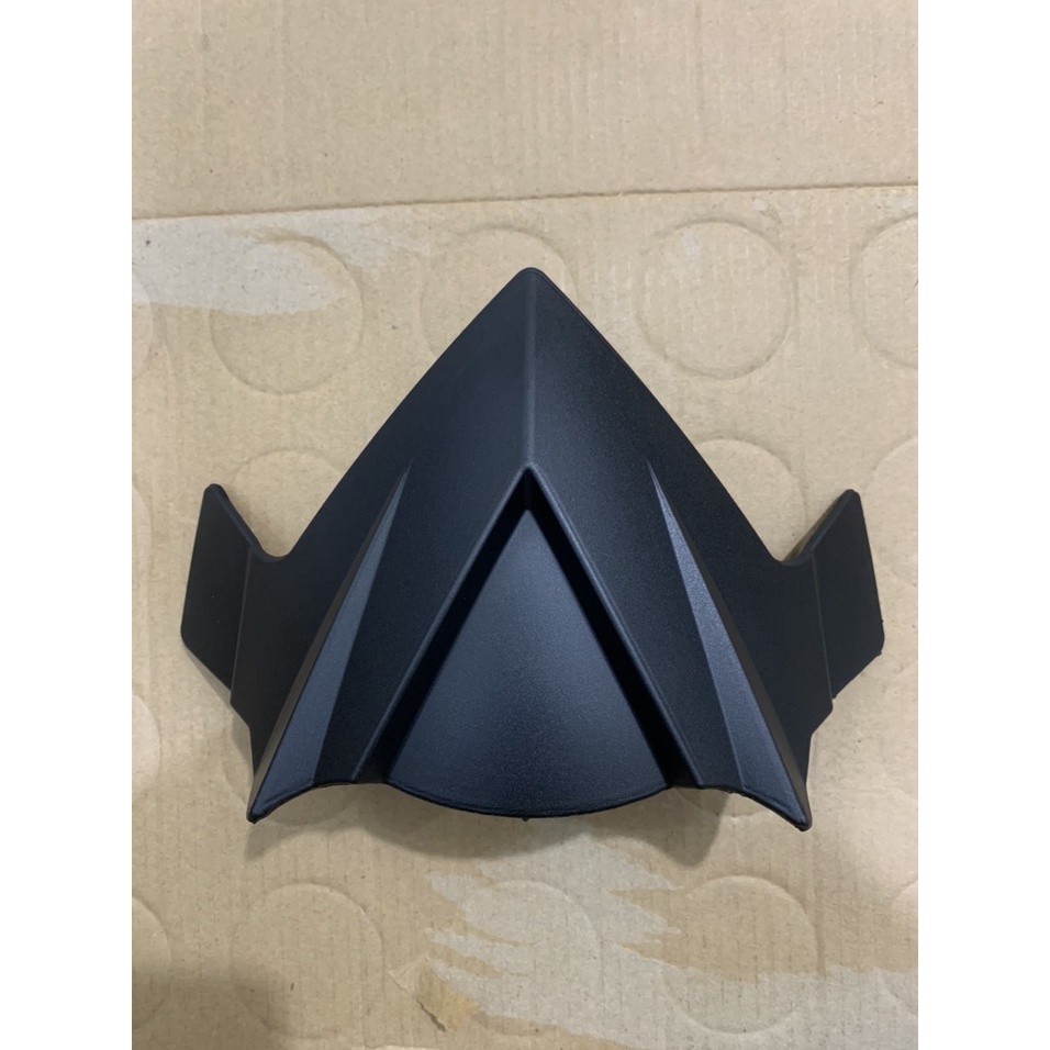Chắn gió xe winner v1 màu đen nhám