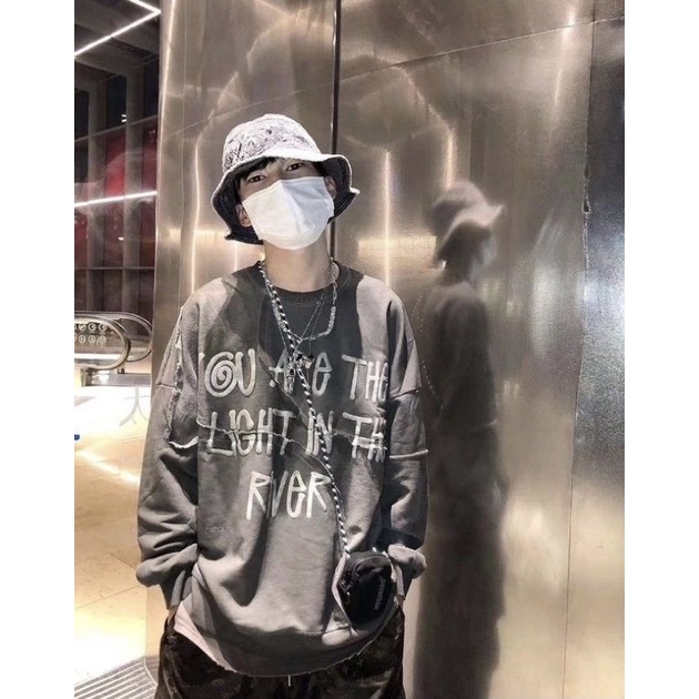 Áo sweater deconstruction in chữ hàng cao cấp