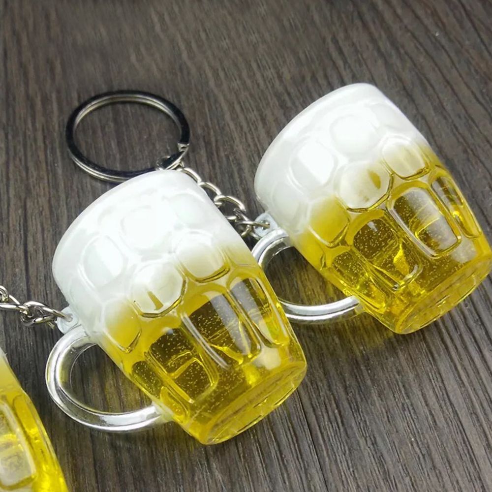 Móc khóa kiểu dáng ly bia sáng tạo dễ thương