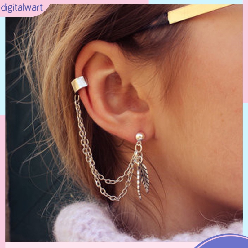 Một khuyên kẹp vành tai phối dây và mặt hình lá cây/con cá độc đáo