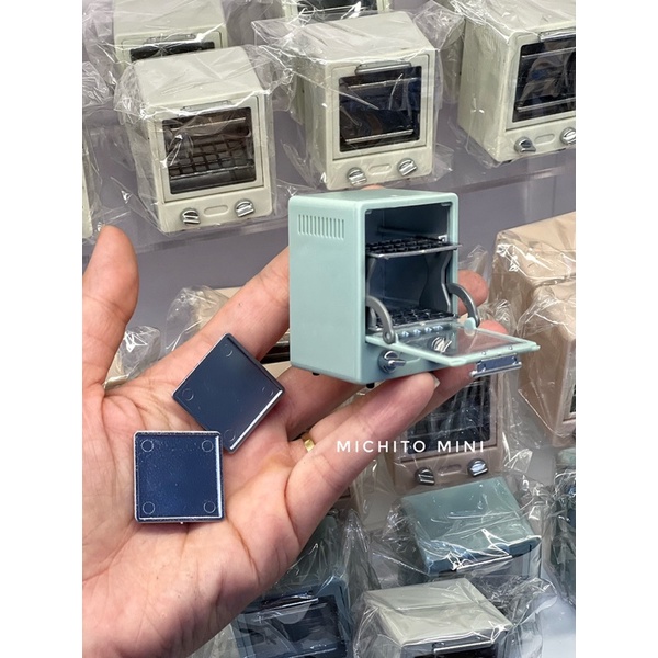 Mô hình lò nướng mini cho nhà búp bê - Lò nướng nhựa kèm 2 khay