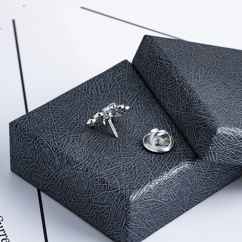 Ghim cài áo Vest nam Lapel Pin thời trang hình vương miện Hoàng Gia mini GH-107