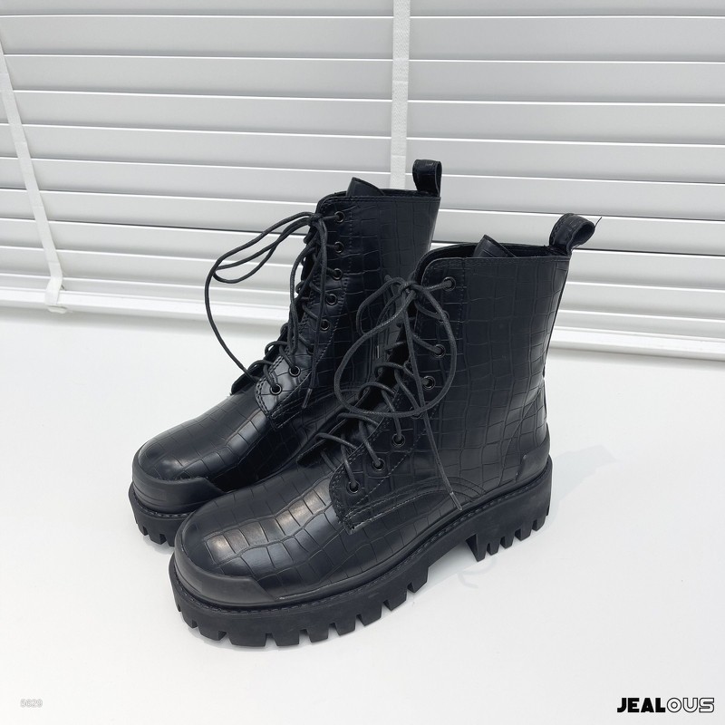 Giày boots nữ, giày boots da trăn mũi nhựa 5629