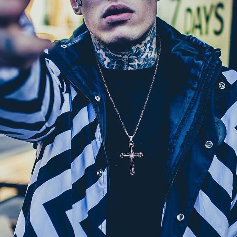 Vòng cổ Mặt Thánh Giá Chất Liệu Thép Titan Phong Cách Vintage Cho Nam