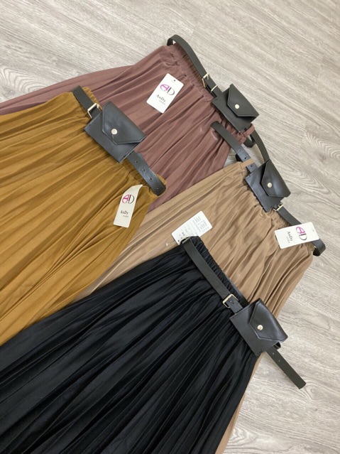 Chân váy xếp ly kèm đai túi hộp hit hot | BigBuy360 - bigbuy360.vn