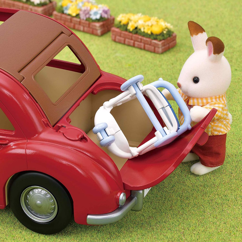 Đồ chơi nhập vai Xe du lịch gia đình Sylvanian Families