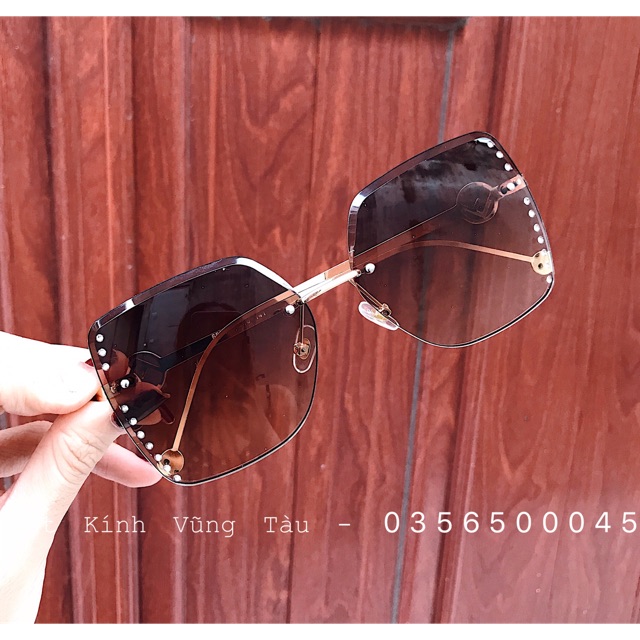 KÍNH NÂU TRÀ SANG CHẢNH